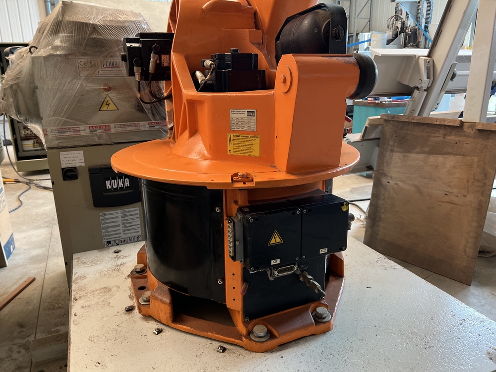Industrial 6 axis articulated robot KUKA KR150 - B1626 Image 5